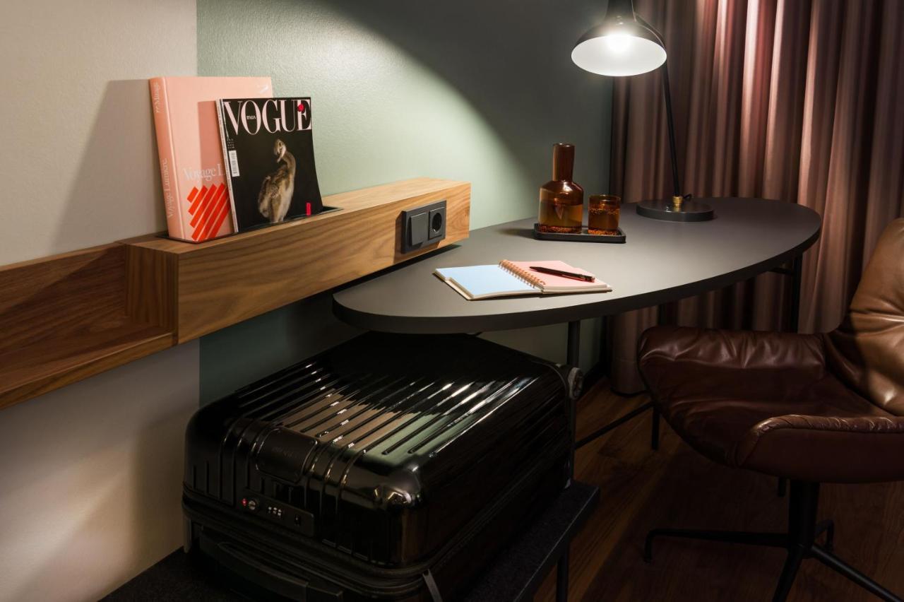 Emilu Design Hotel Щутгарт Екстериор снимка