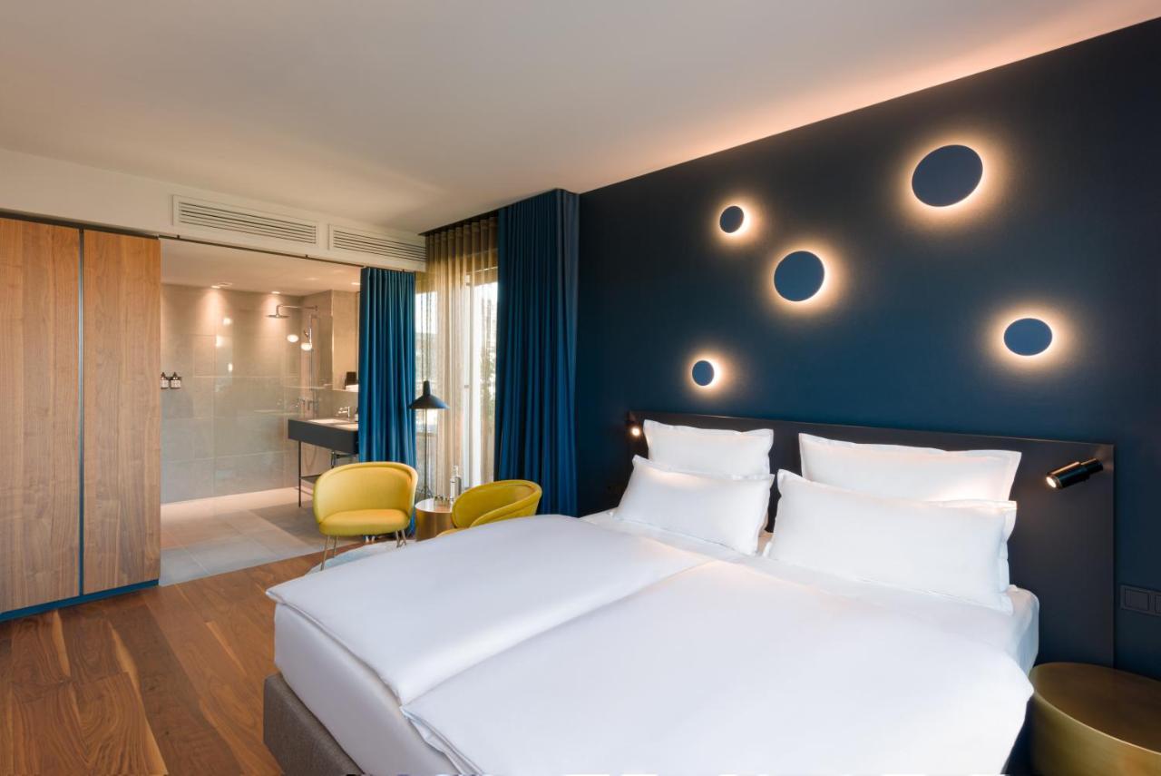 Emilu Design Hotel Щутгарт Екстериор снимка