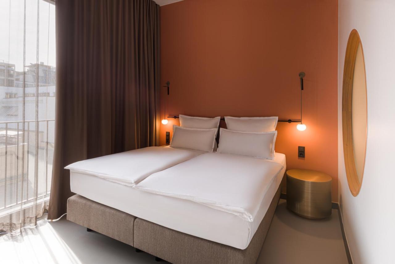 Emilu Design Hotel Щутгарт Екстериор снимка