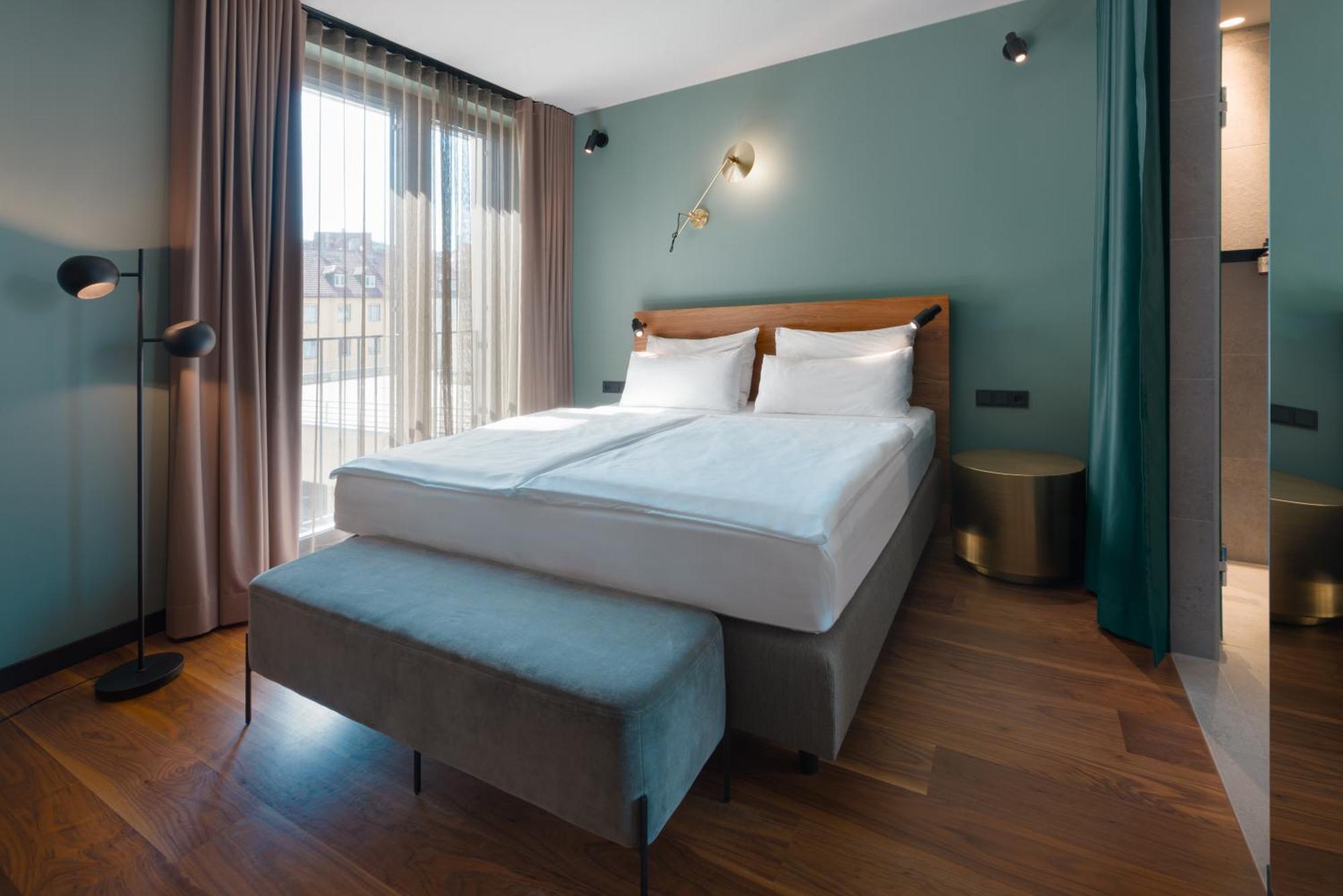 Emilu Design Hotel Щутгарт Екстериор снимка